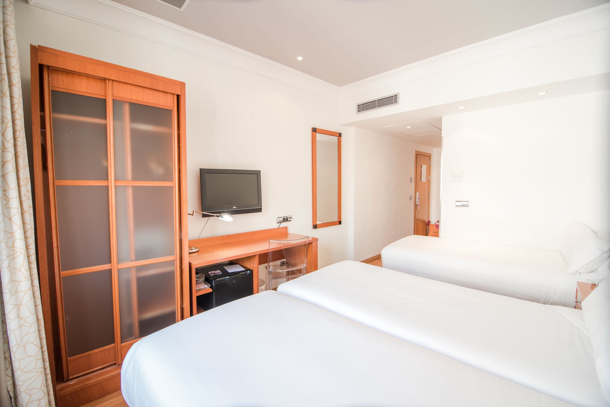 غرفة ثلاثية، Petit Palace Cliper Gran Via 9/10