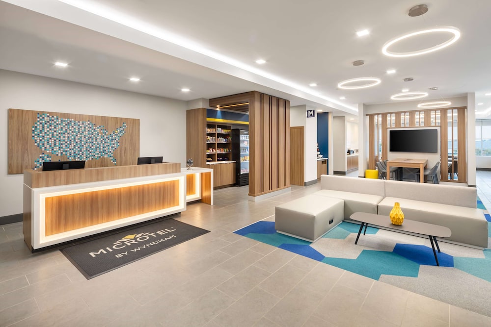 Microtel Inn and Suites by Wyndham Macedon 3/25