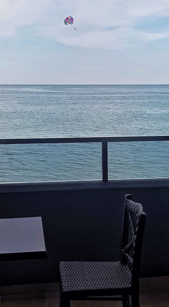 Paralia Beach Boutique Hotel 42/50
