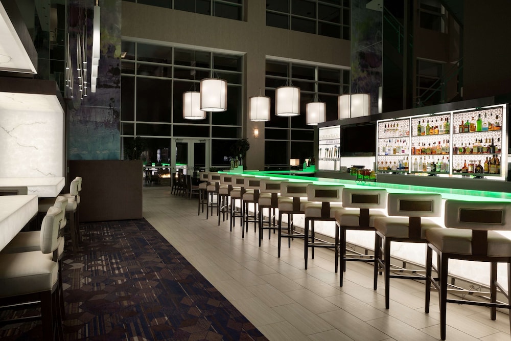 Embassy Suites By Hilton Charlotte Uptown 7/67