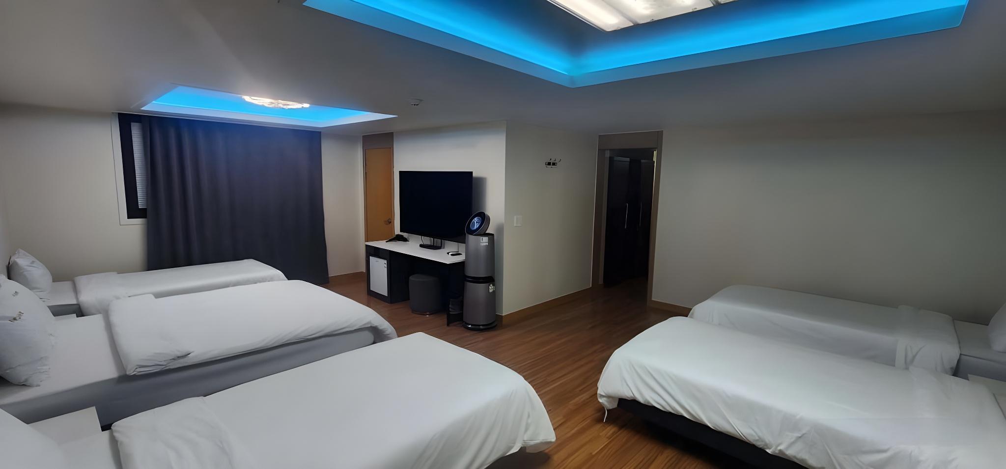 Panorama, Suite, 6 Futon Beds