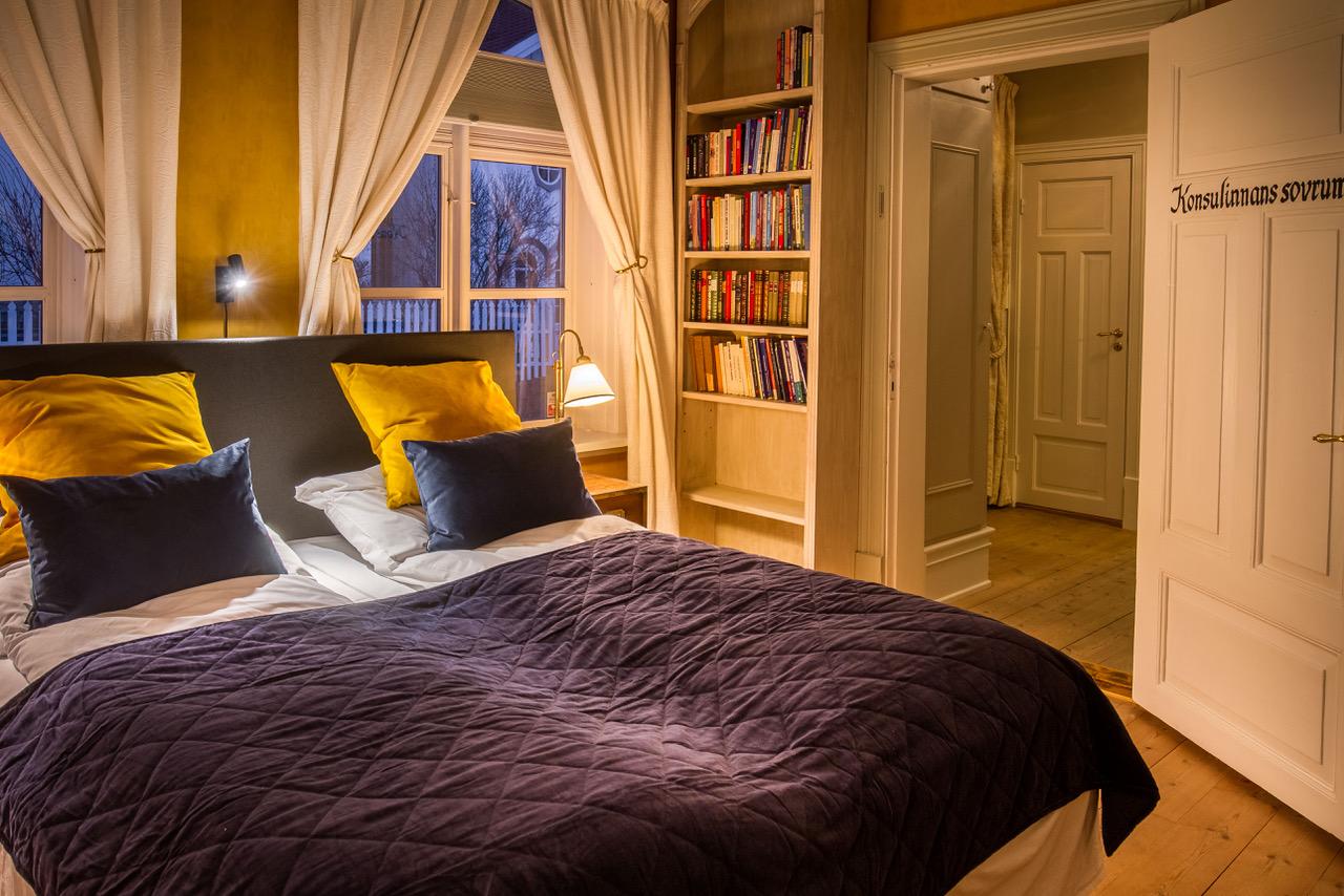 Det Lille Hotel 2/15