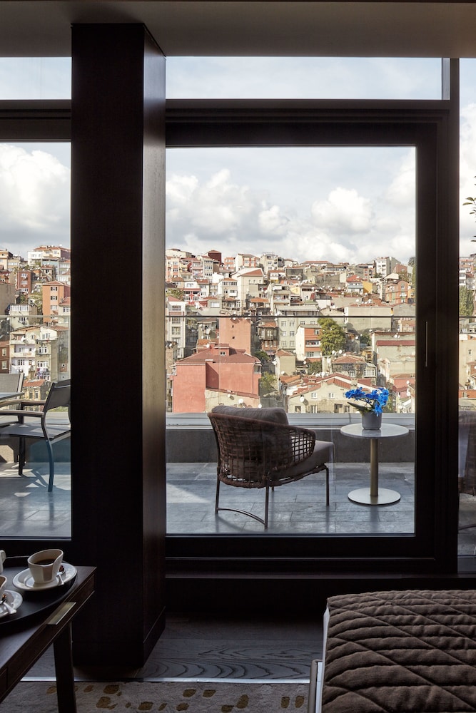 Naz City Hotel Taksim 38/69