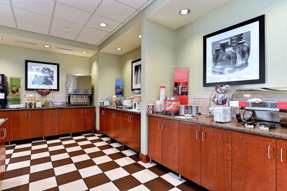 Hampton Inn Ellsworth/Bar Harbor 39/41