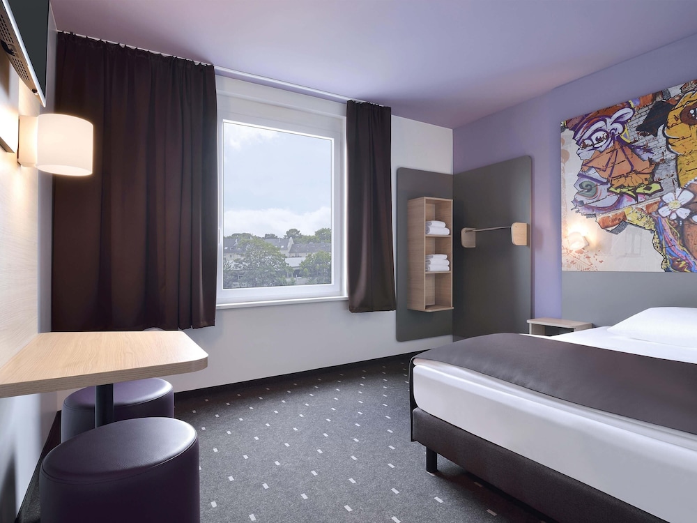 ROOM, SINGLE, SINGLE BED