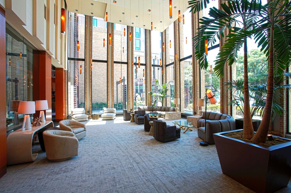 The Highland Dallas, Curio Collection by Hilton in DALLAS - TX
