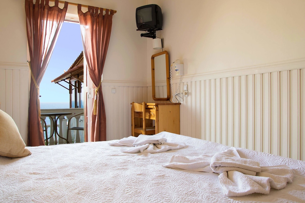 Sunrise Beach Hotel 17/53