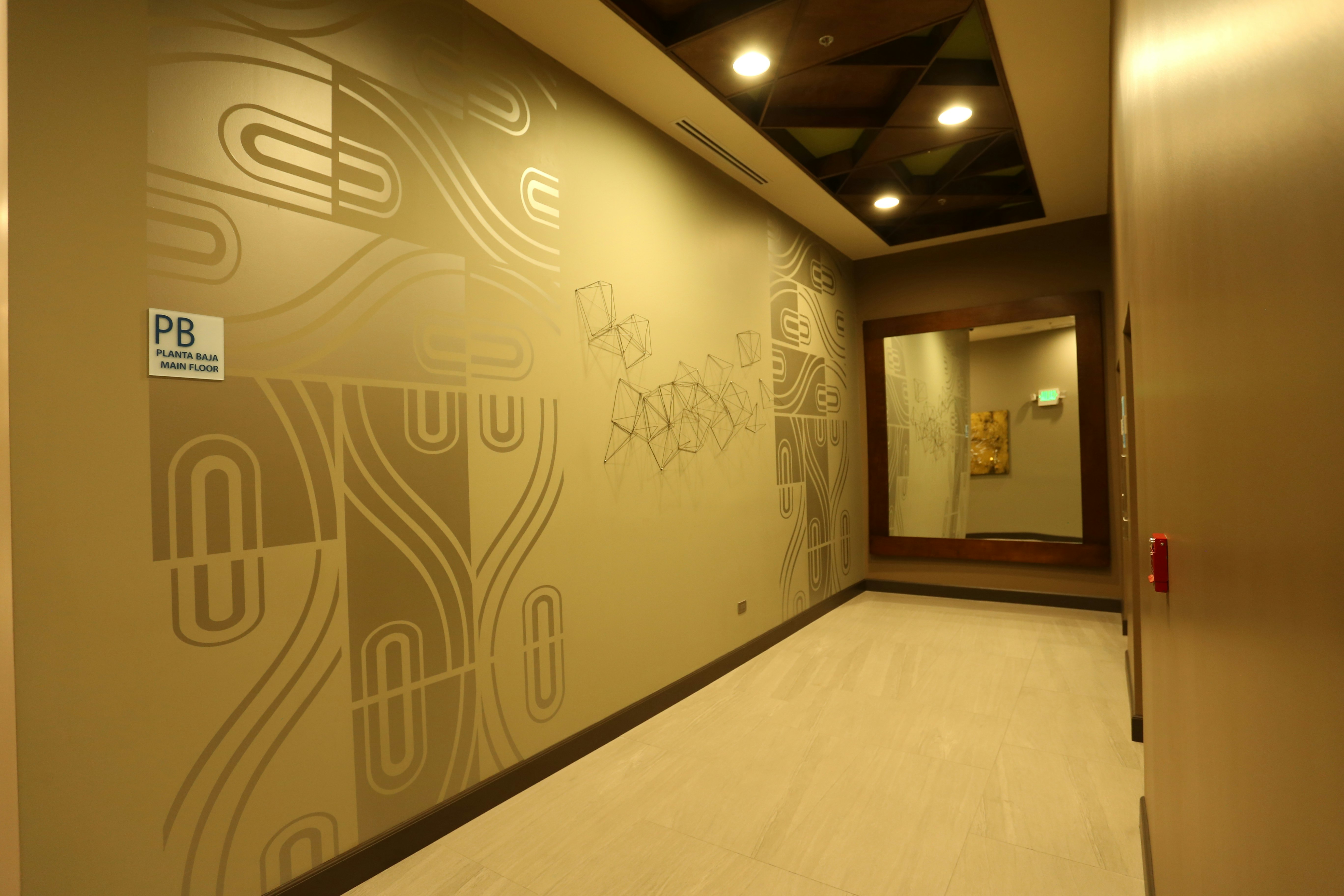 Holiday Inn Express & Suites Mexicali 11/66