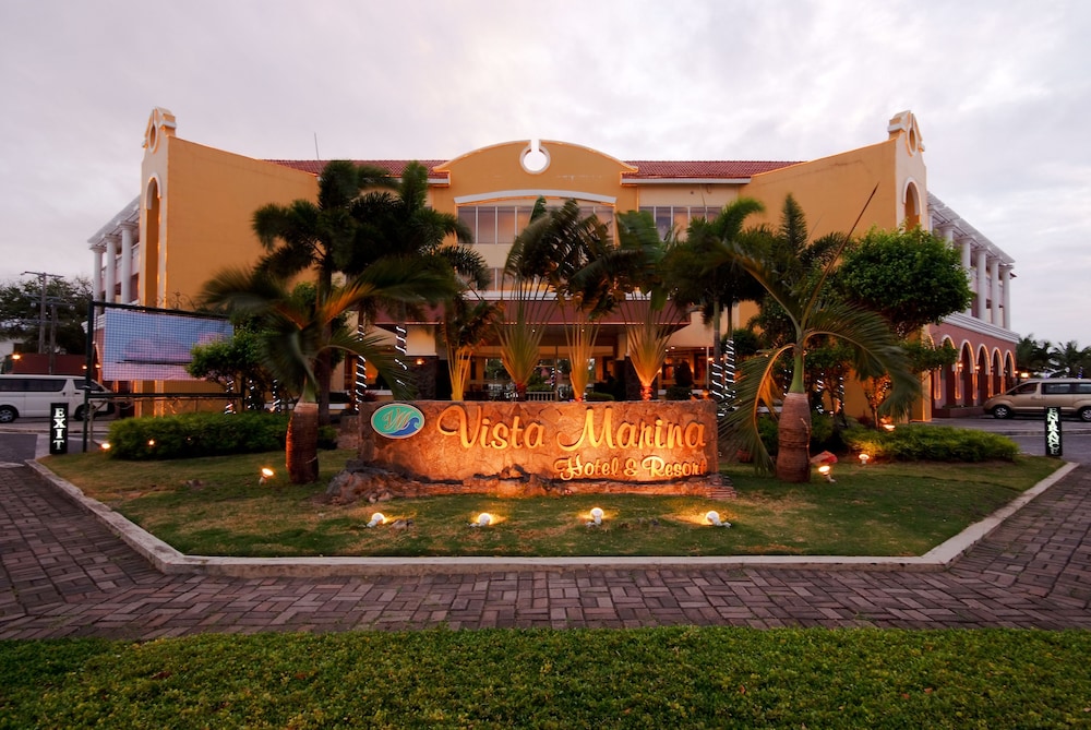 Vista Marina Hotel And Resort 4/52
