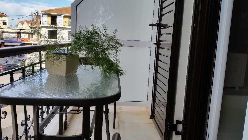 LEFKADA CENTER APARTMENTS 24/32