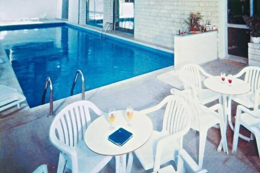 Hotel Tropical 14/21