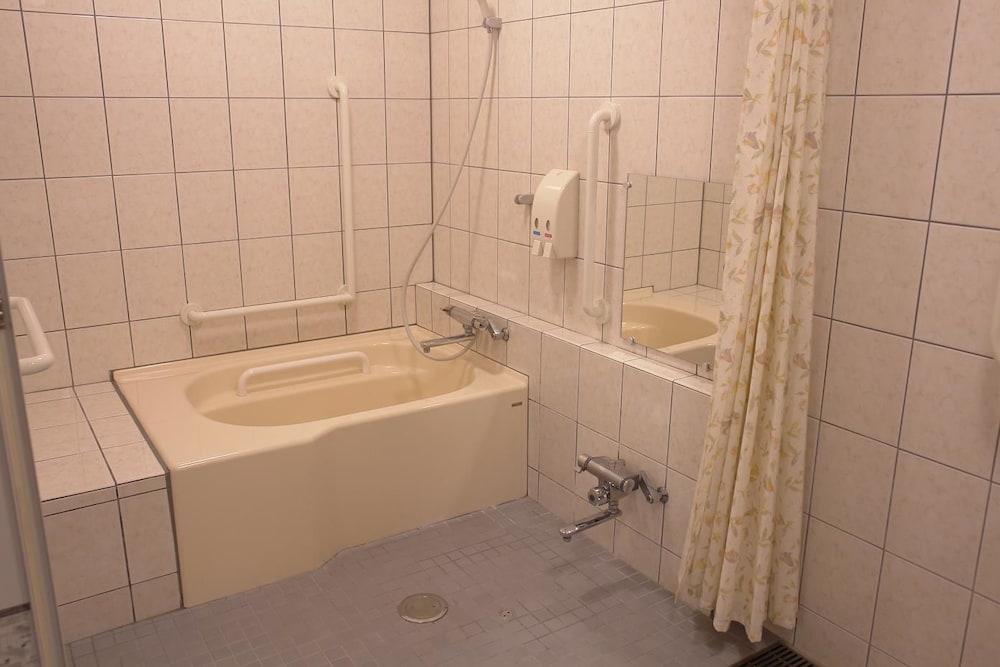 Rakuchin Hotel 43/43