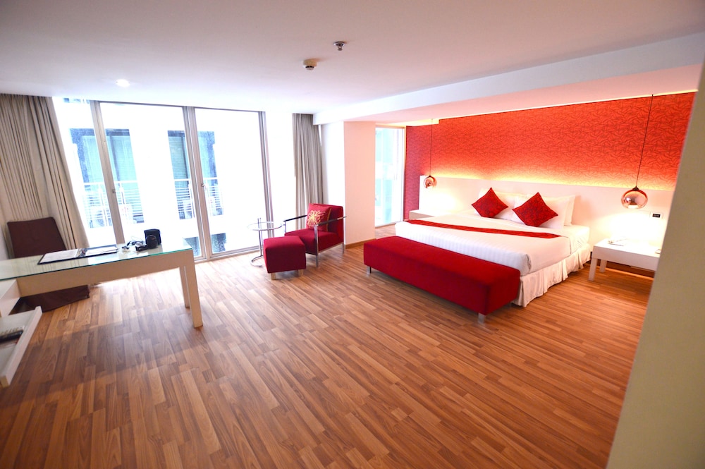 I Residence Hotel Silom 18/67