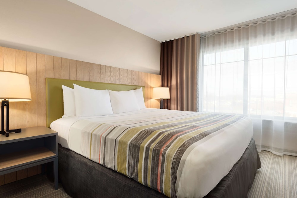 Country Inn & Suites by Radisson, Middleton - Madison West 11/38