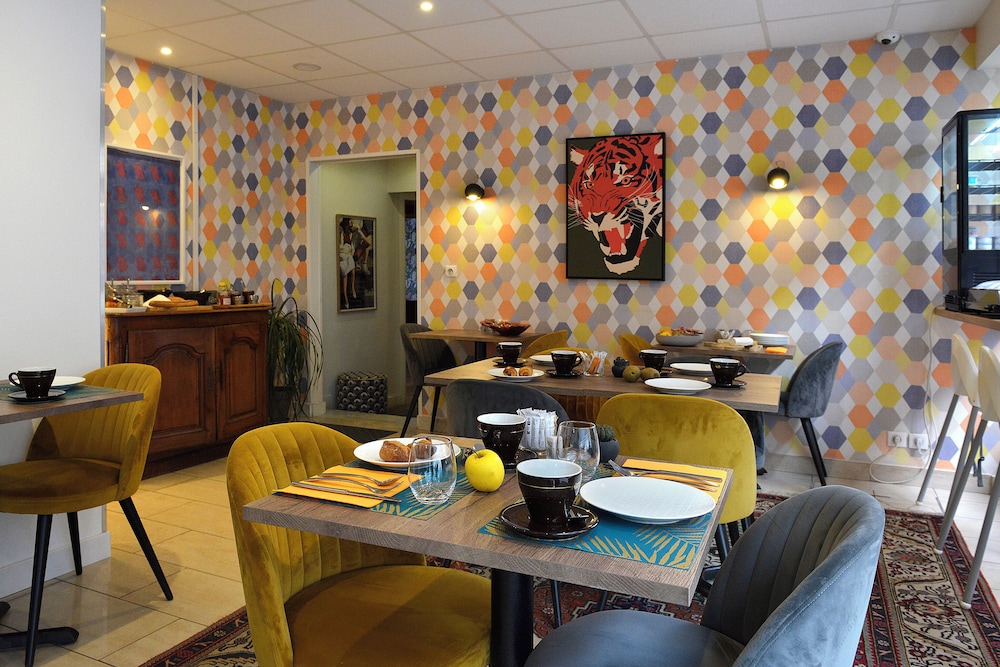 Logis Hotel Lanex 46/64