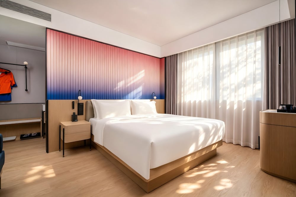 CYBO Station SSAW Hotel Chunxi Road Tianfu Square Chengdu 11/39