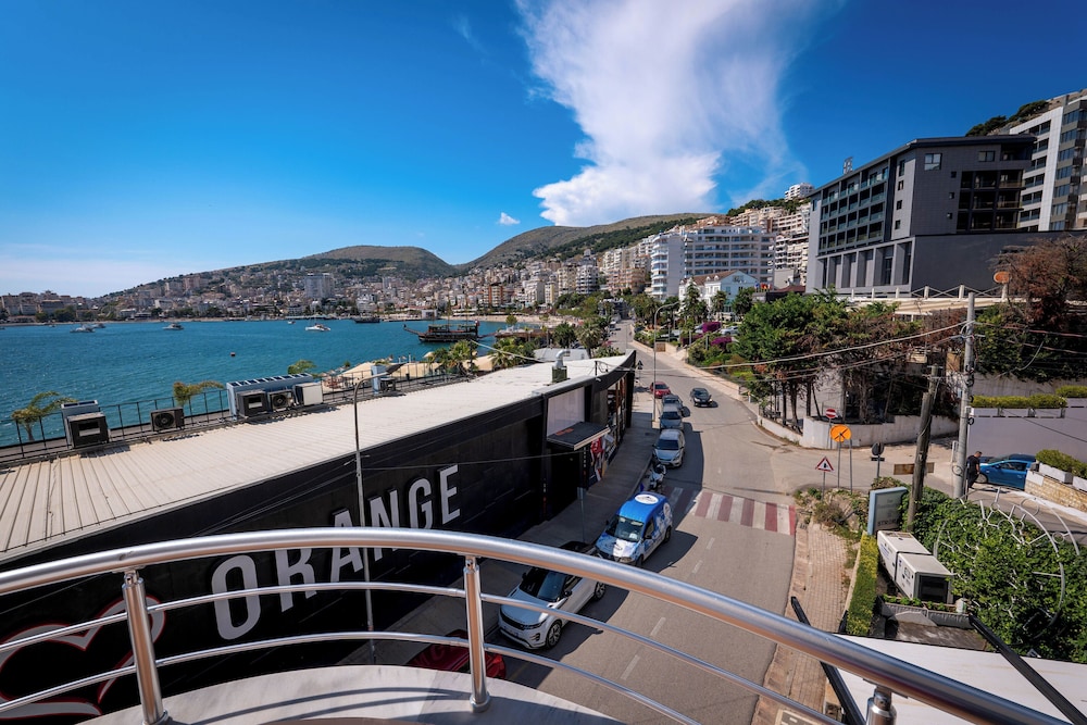 Hotel Strora 38/50