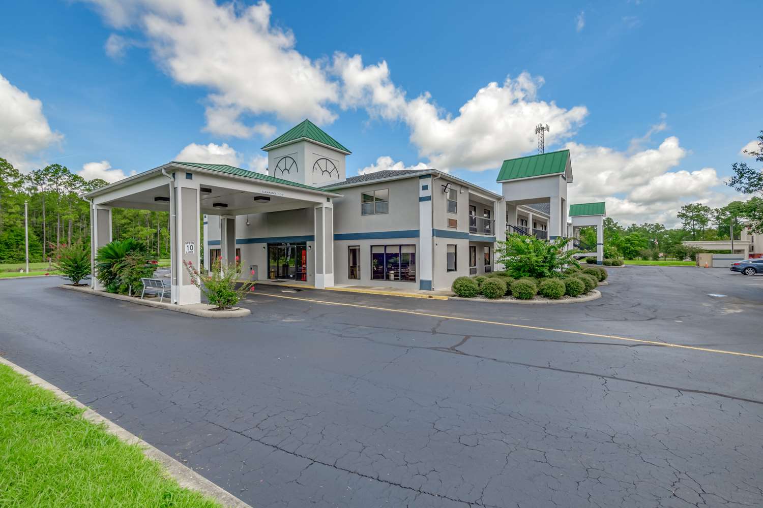 Quality Inn Quincy Tallahassee West FL 19/25