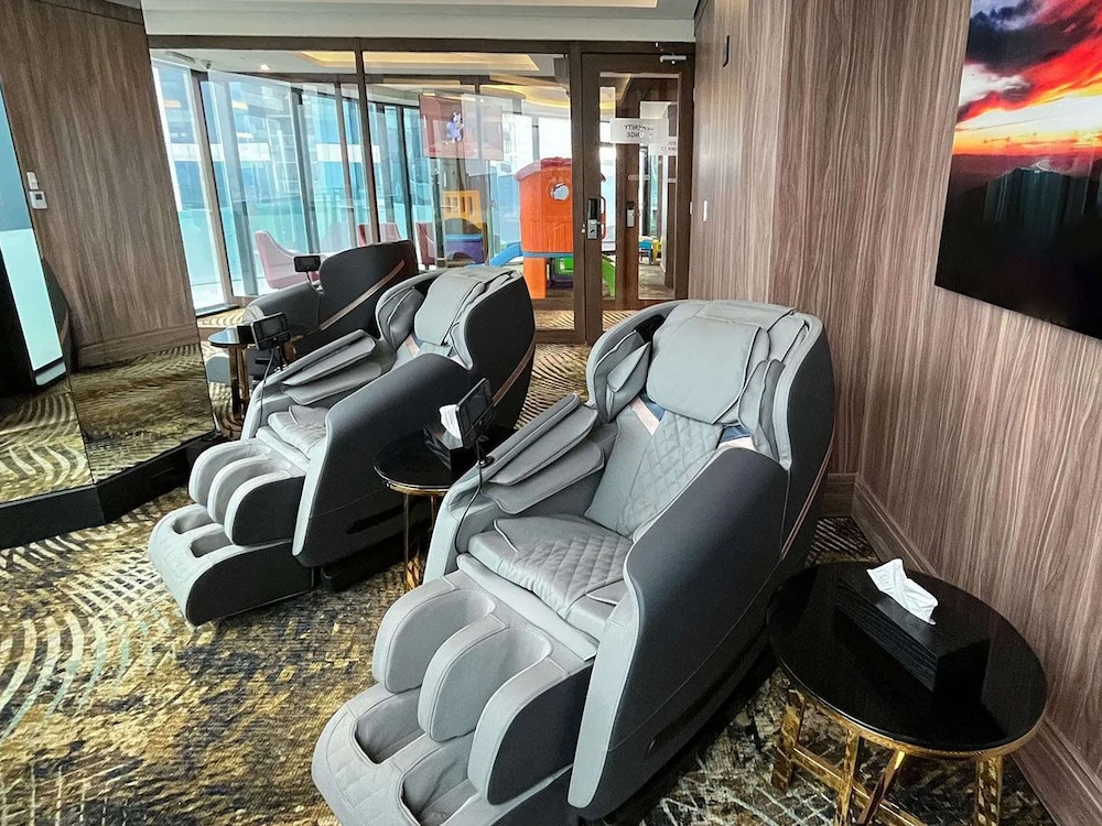 Safi Royal Luxury Metropolitan 36/47