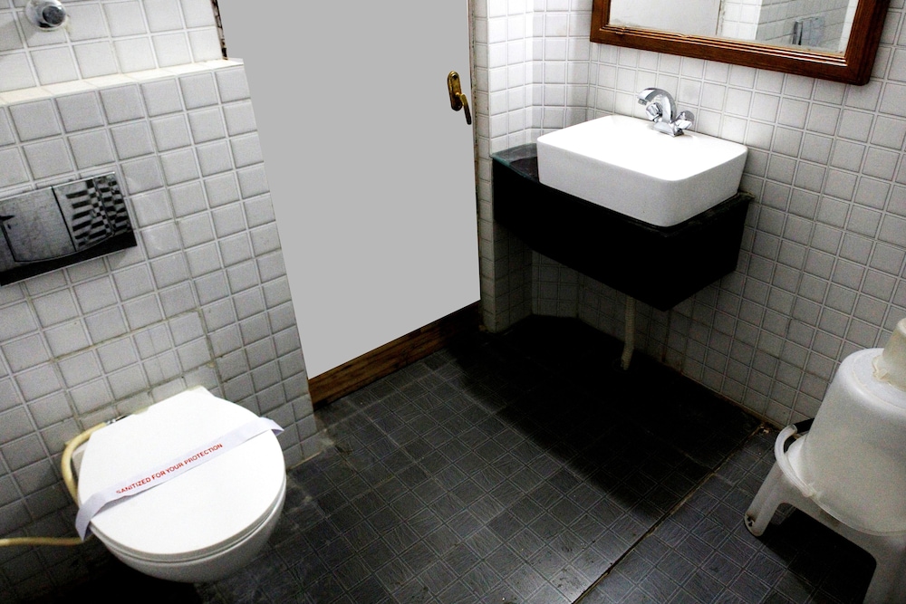 Hotel Vatika 27/29