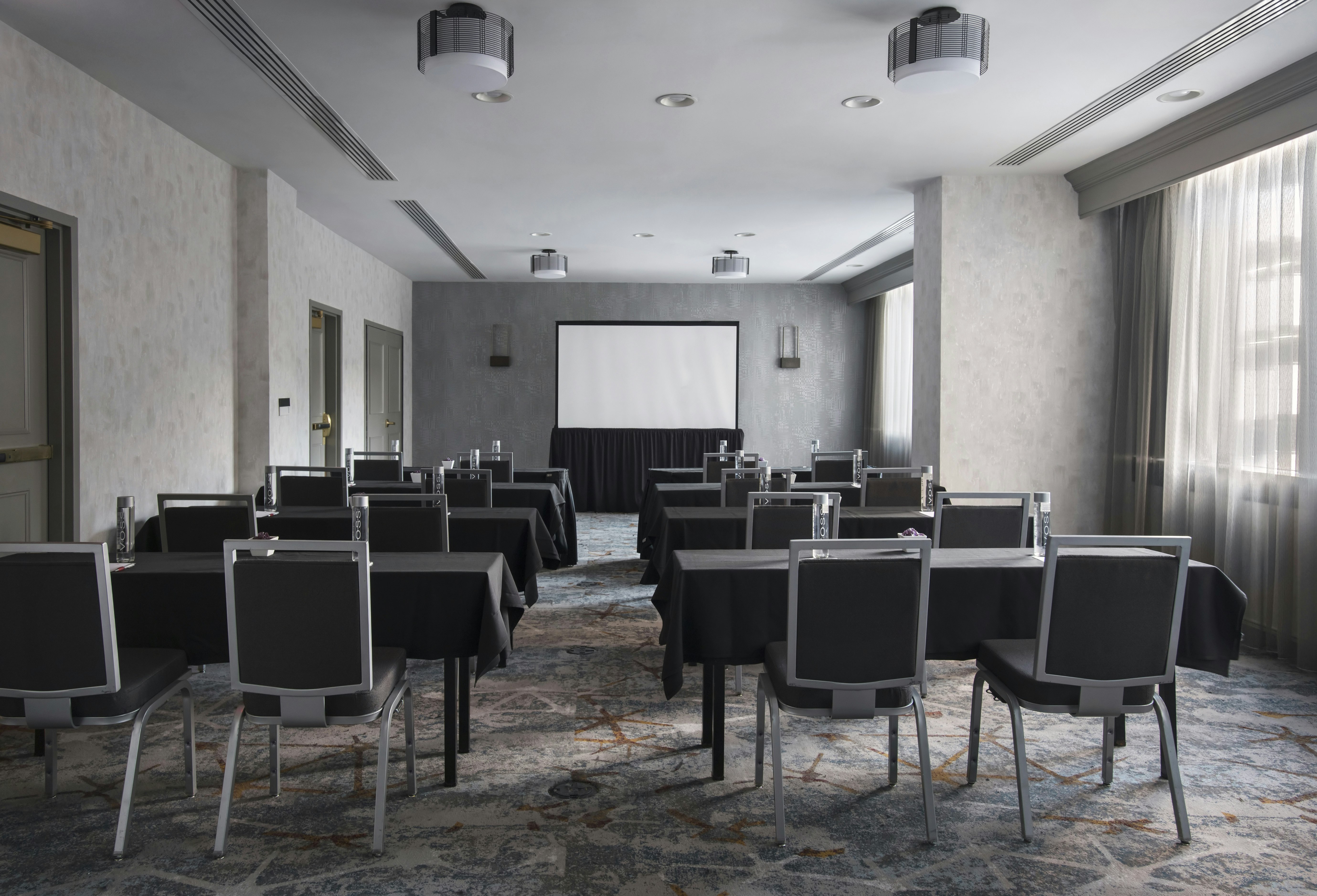 Embassy Suites by Hilton Bethesda Washington DC 41/51