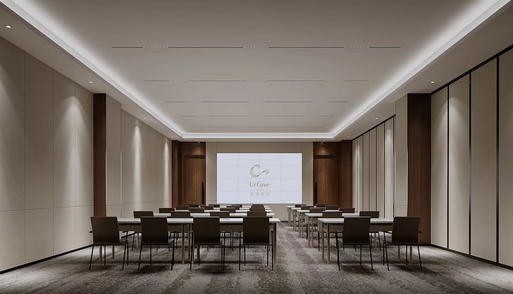 UrCove by Hyatt Ningbo International Exhibition Center 18/23