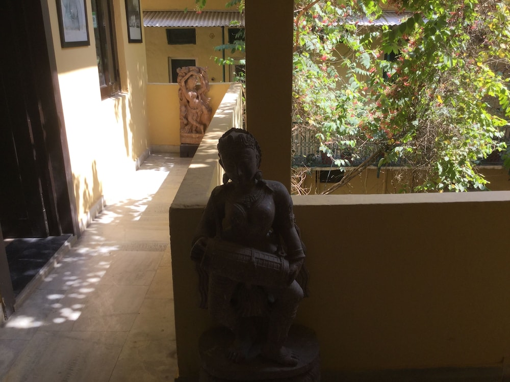 Mewar Inn 3/49
