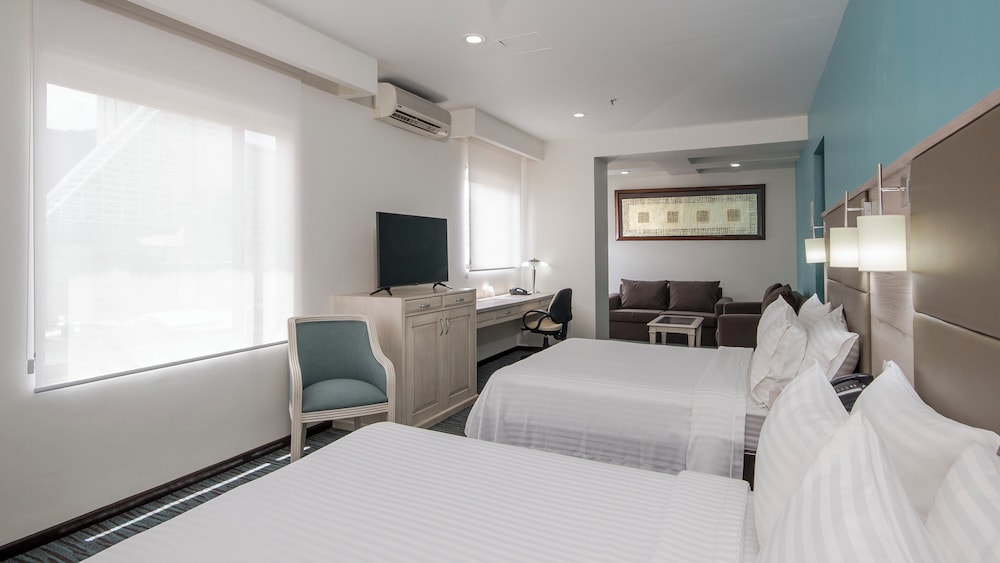 Holiday Inn Suites Mexico Zona Reforma An Ihg Hotel 15/50