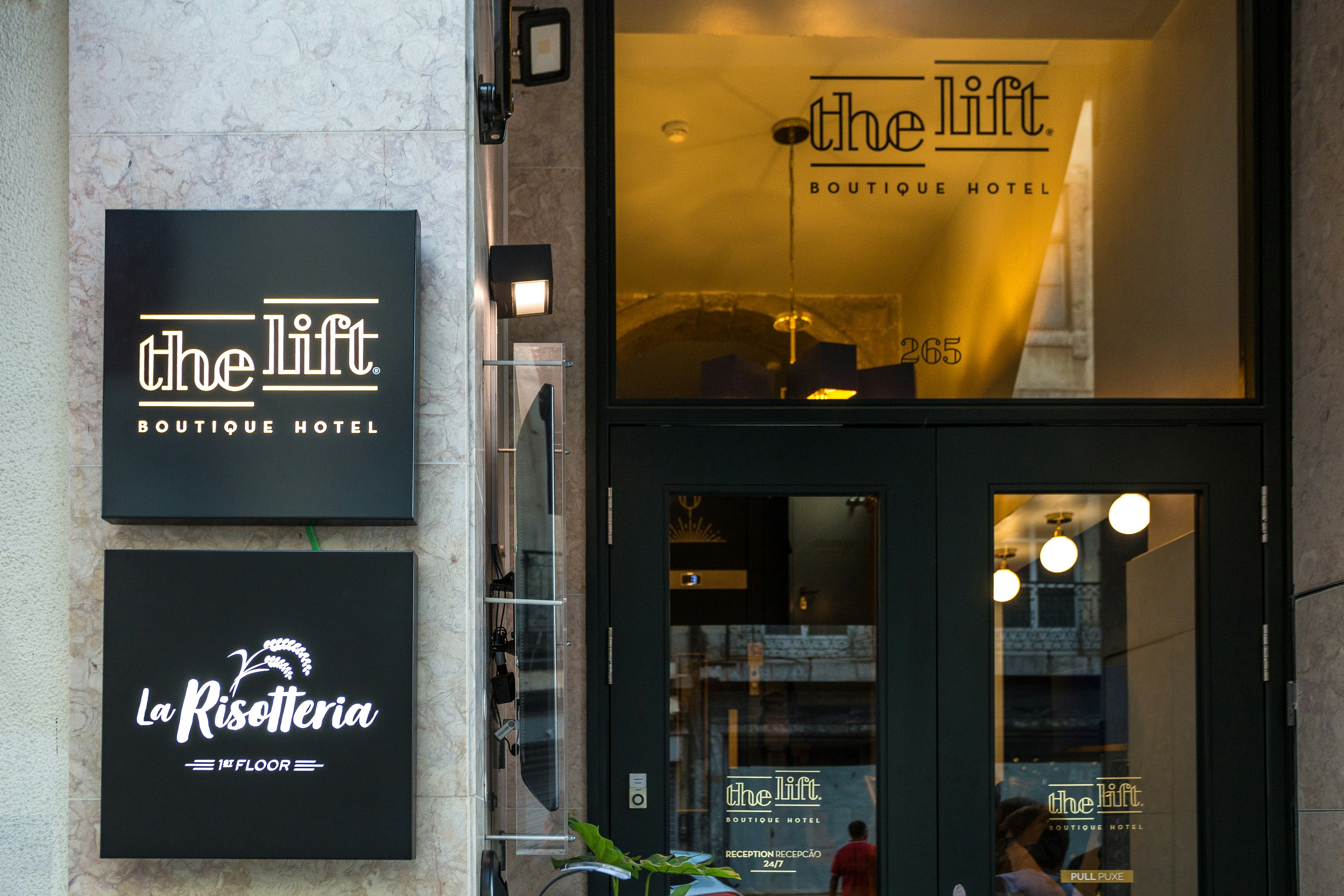 THE LIFT BOUTIQUE HOTEL 52/81