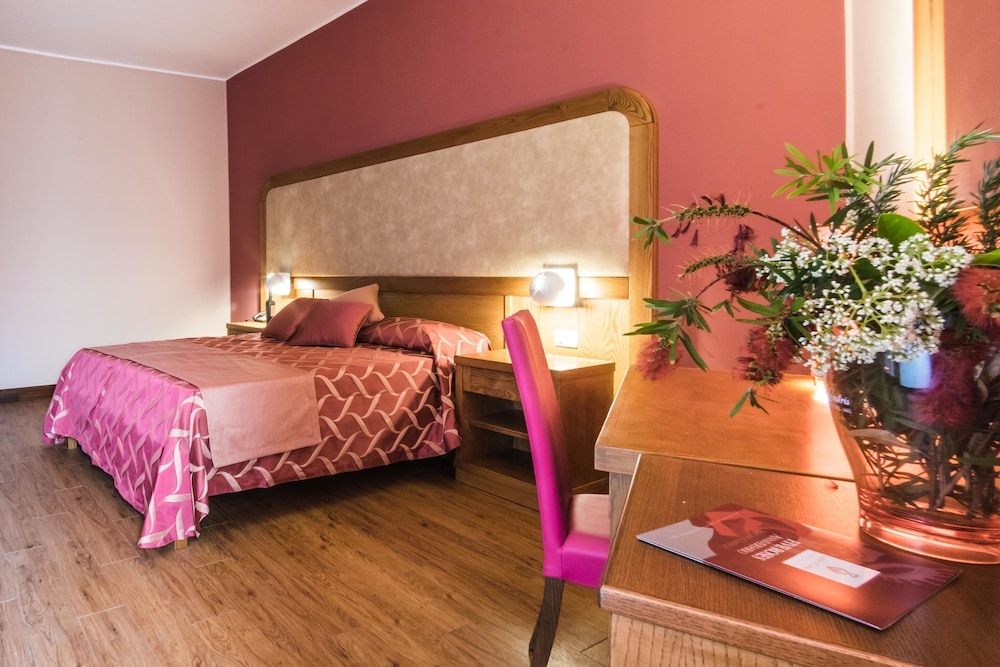 Villa Donna Lisa Wine Hotel 22/78