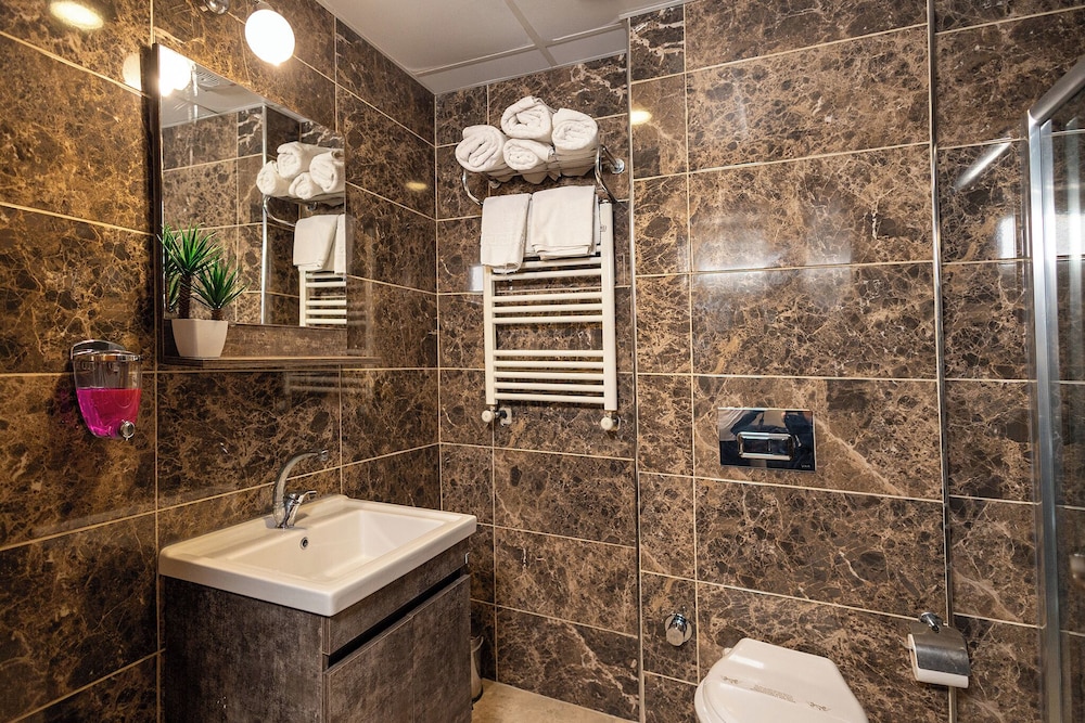 Niva Atakum Otel 47/50