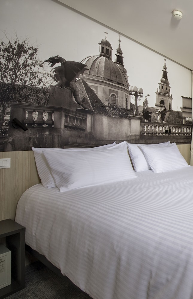 City Hotel Ljubljana 34/51