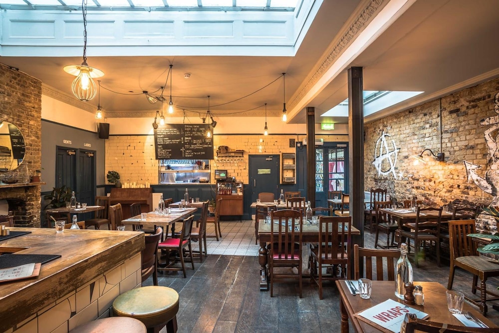 The Old Ship Inn Hackney 43/50