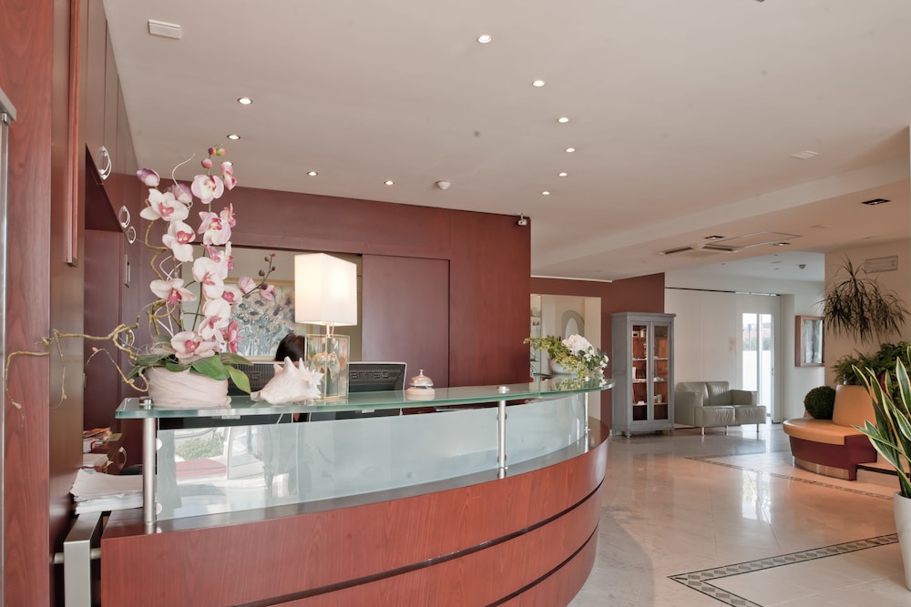 lobby