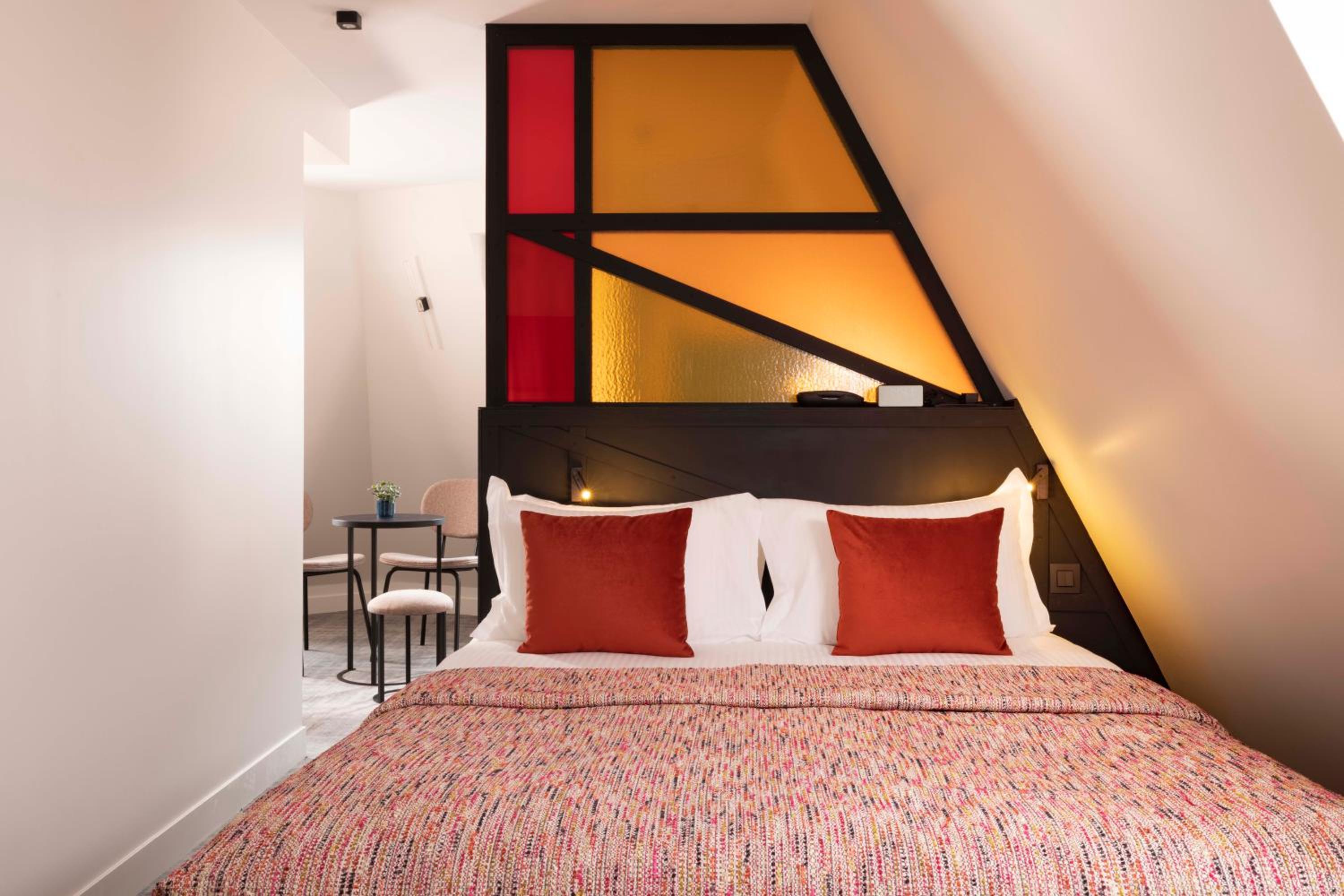 Eiffel, Junior Suite