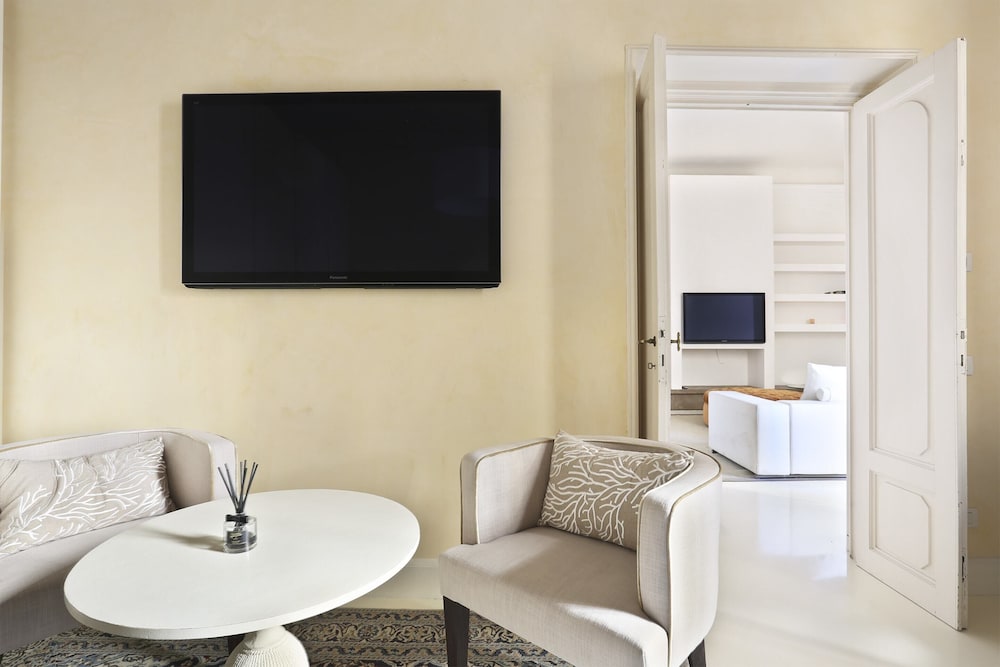 Luxury Apartment in Central Florence 38/50