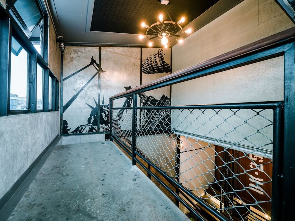 Zeds Hostel Bangkok 47/66