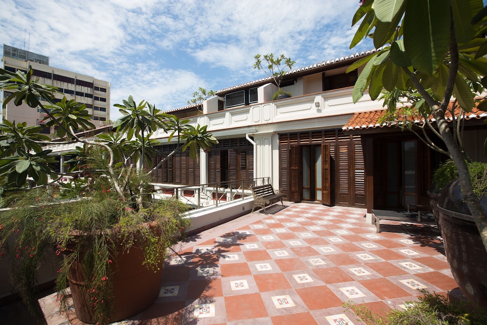 Seven Terraces Hotel 3/51