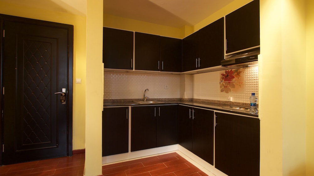 Yinm Furnished Apartment photo2