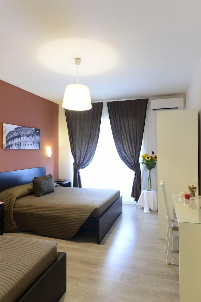 Rome Inn 8/45