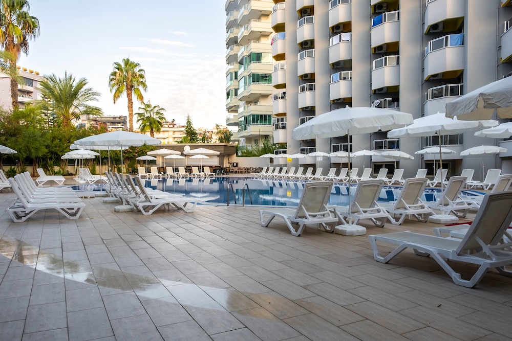 Simply Fine Hotel Alize - Adults Only (+16) 49/53