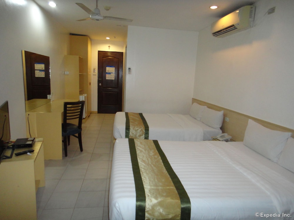 Hotel Pier Cuatro 15/51