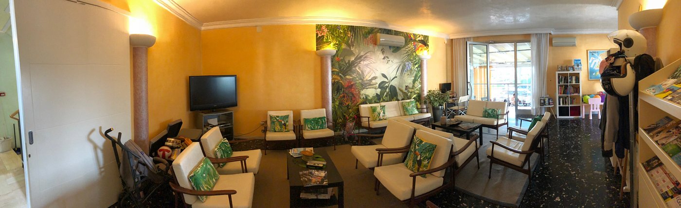 Hotel Tropical 13/19