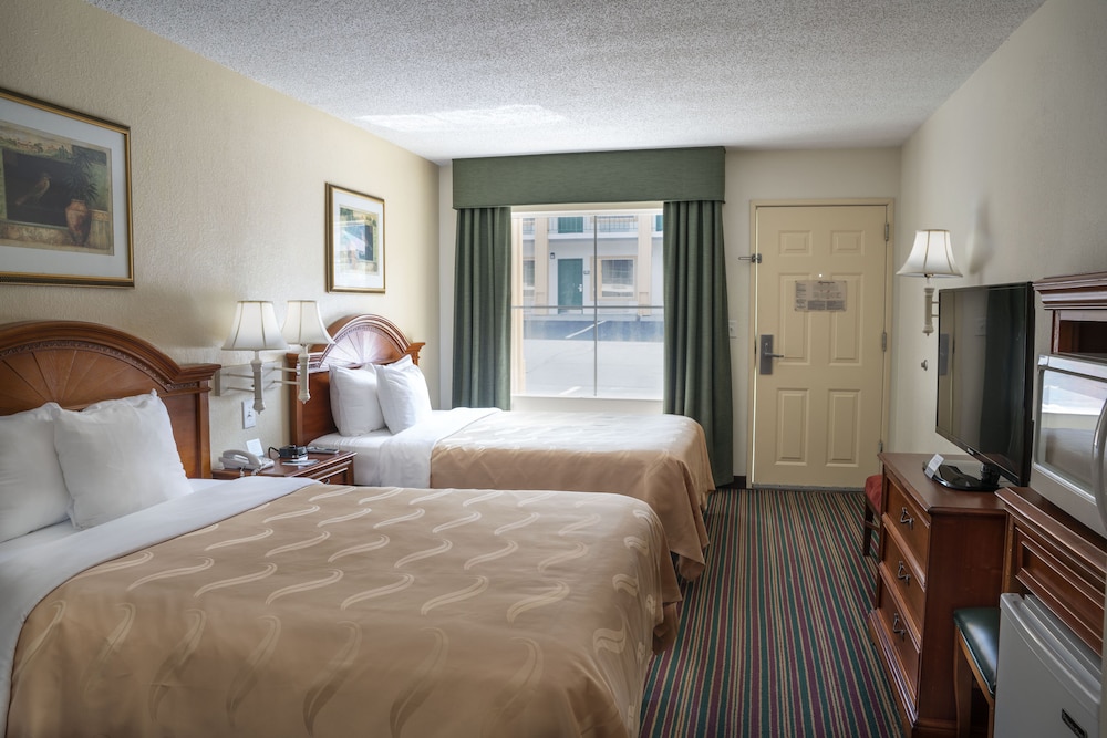 Quality Inn Suites Biltmore East 6/29