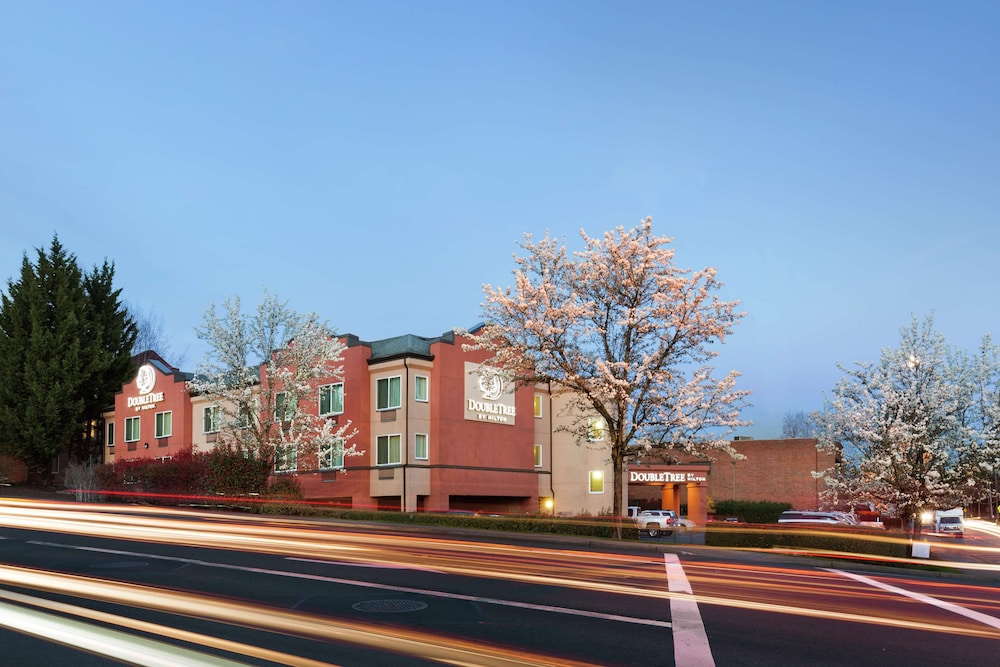 DoubleTree by Hilton Hotel Portland - Tigard 2/28