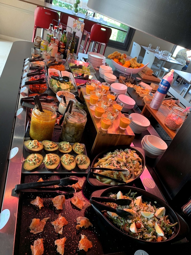 restaurant-cafeteria