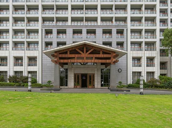 Ji'an Hotel 49/51