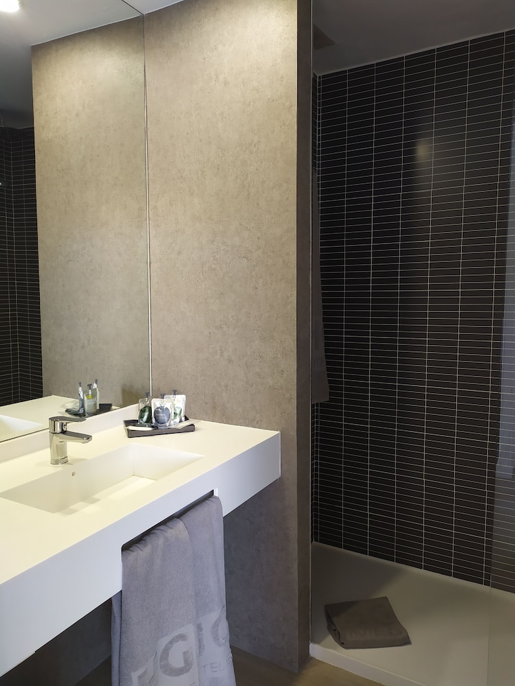 Apartamentos Hg Tenerife Sur 50/50
