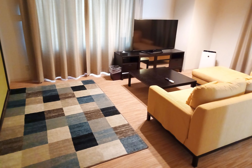 Rocore Naha 51/58