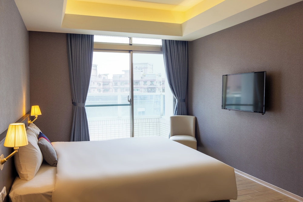 F Hotel Luzhou Taipei 9/47